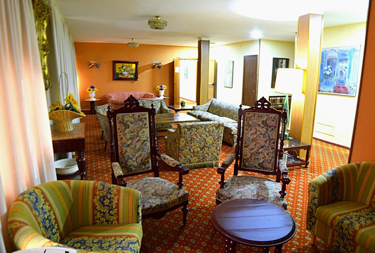 Hotel Mercedes Aranjuez Esterno foto